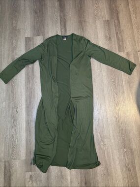 Discreet Olive Green Open-Front Duster Robe
